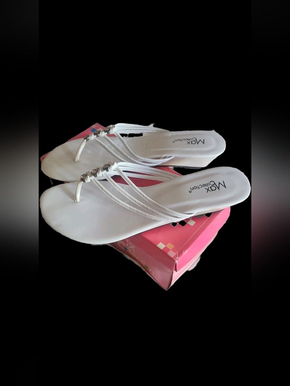 Max Collection White Strappy Bead-Accent Thong Sandals